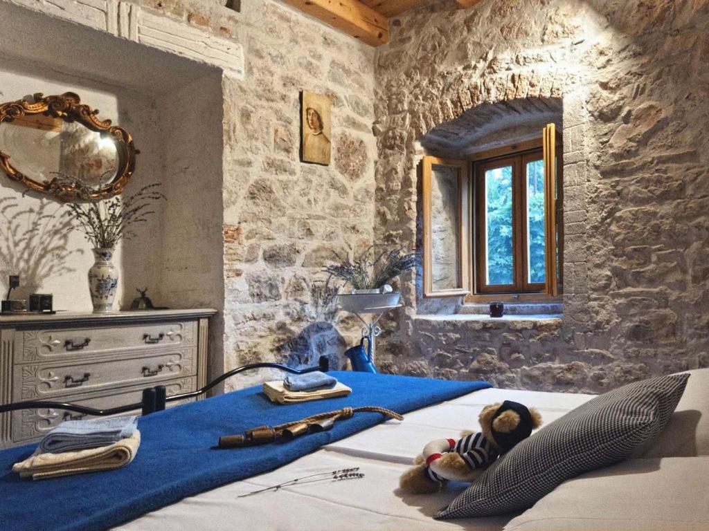 450 Year-Old House With A Garden Villa Stari Grad  Luaran gambar